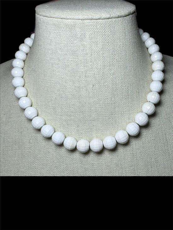 Monet Jewelry - Vintage MONET Faceted White Acrylic Bead Necklace